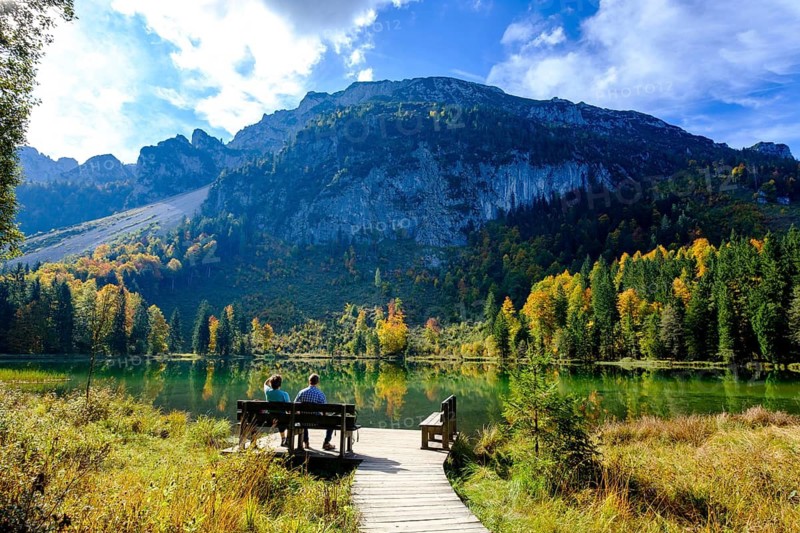 Hikers at the Frillensee near Inzell, Chiemgau, Upper Bavaria, Bavaria, Germany