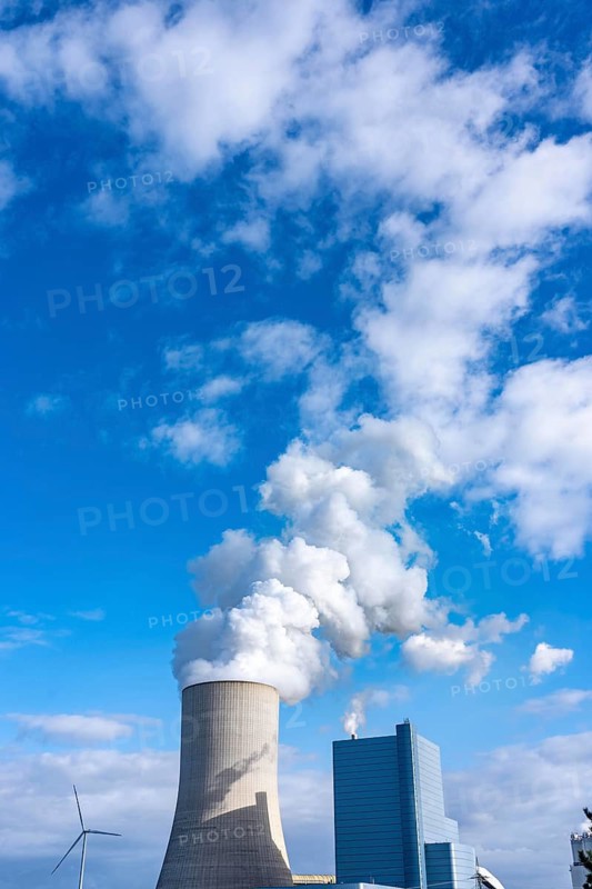 The UNIPER Datteln 4 coal-fired power plant, power plant block and cooling tower, wind power plant, Datteln, North Rhine-Westphalia, Germany