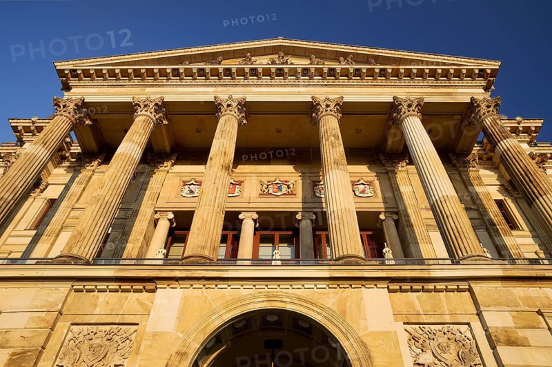 Castle, classicist three-winged complex, rebuilt after the destruction of the Second World War, Braunschweig, Lower Saxony, Germany