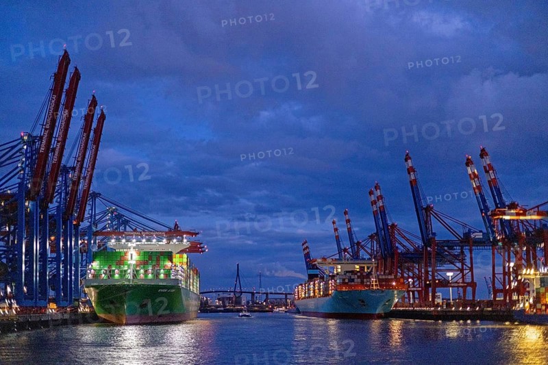 Blue hour, container ships, Ever Atop, container bridges, Köhlbrand Bridge, Eurogate, Burchardkai, Waltershof, port, Hamburg, Germany