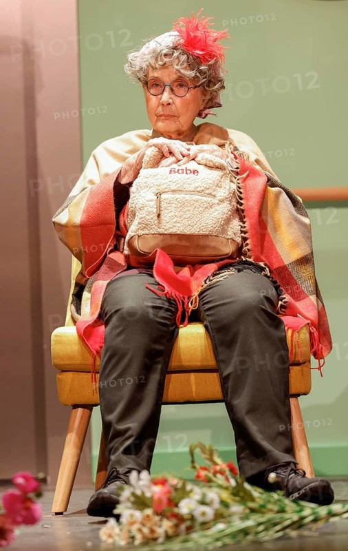 Brigitte Grothum and Johannes Hallervorden at the photo rehearsal of Oma Trick in Berlin's palace gardens Theater on 11.02.2025, premiere and 90th birthday of Brigitte Grothum on 26 February 2025