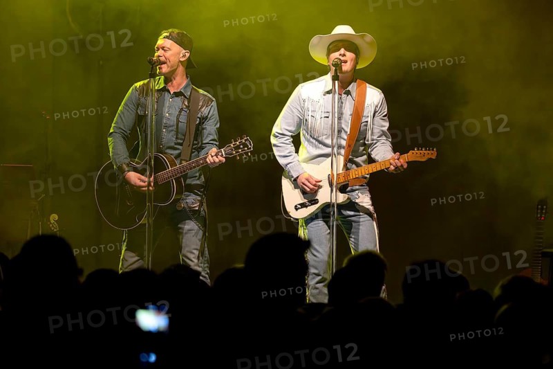 Joshville, Country, Pop, D, live, 23.03.2026, Tempodrom, Berlin, Germany < english> Joshville, Country, Pop, D, live, March 23rd, 2026, Tempodrom, Berlin, Germany