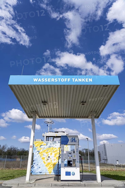 Hydrogen filling station, at the hydrogen competence centre, in Herten, North Rhine-Westphalia, Germany