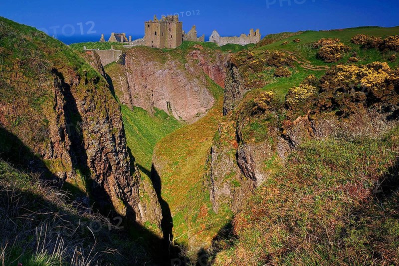 Europe, Scotland, Great Britain, England, landscape, Dunottor Castle near Stonehaven, Aberdeenshire, castle, ruin, rock, cliff, headland, northeast coast, Stonehaven
