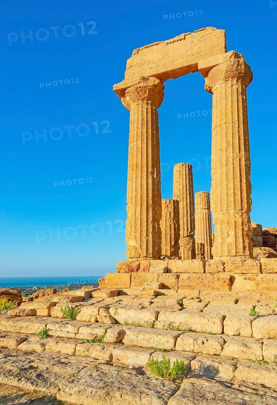 Temple of Juno, Valley of Temples, Agrigento, Sicily, Italy