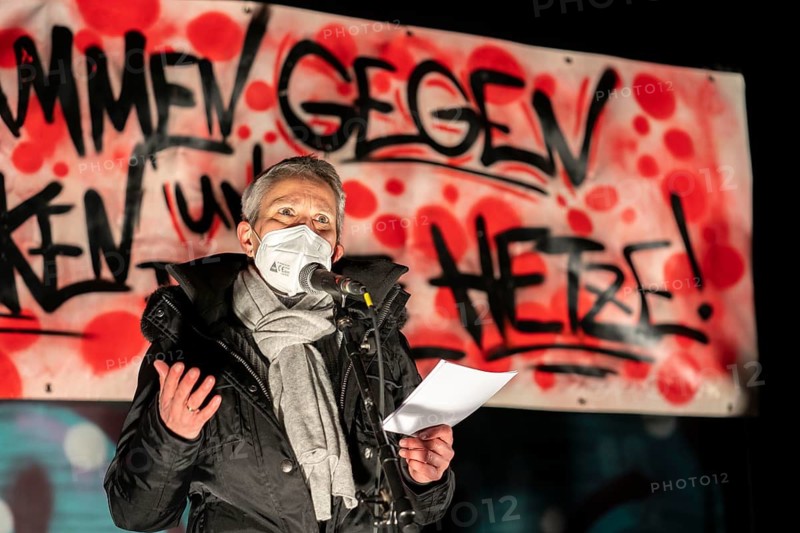 Superintendent of the church district of Essen, Marion Greve, speaks at a demonstration, rally against lateral thinkers and vaccination opponents, per the Corona measures, organised by various groups, as a counterpoint to the walks of vaccination opponents and Corona deniers, in Essen North Rhine-Westphalia, Germany