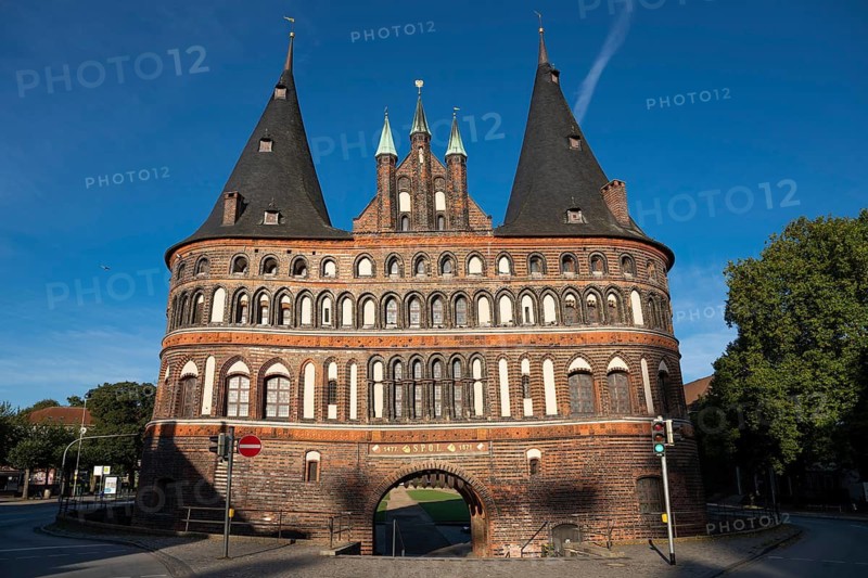 Holstentor, Holstentorplatz, Lübeck, Schleswig-Holstein, Germany