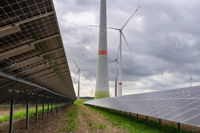 Wind farm and large-scale photovoltaic system, north-east of Bad Wünnenberg, near the village of Elisenhof, on the A44 motorway, North Rhine-Westphalia, Germany