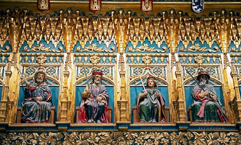 Royal figures in the Hall of Kings or Hall of Parliaments in the Alcazar, Segovia, province of Segovia, Castile and Leon, Spain