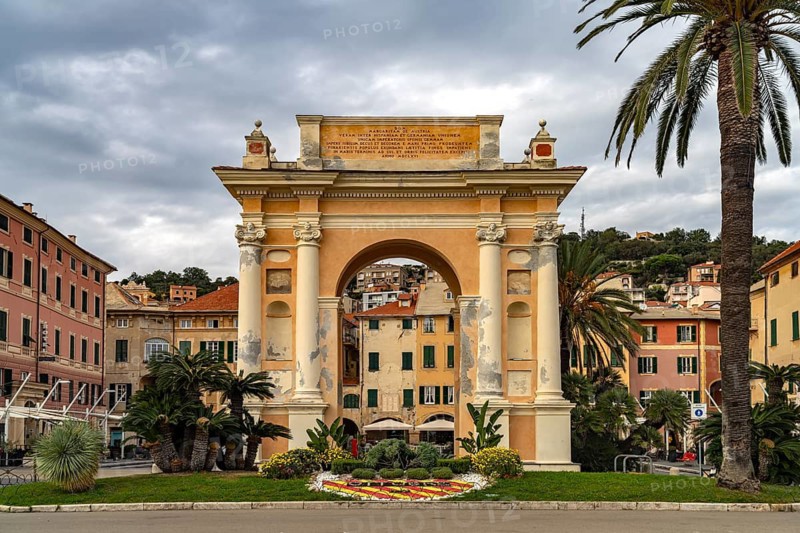 Triumphal Arch in Piazza Vittorio Emanuele II in Finale Ligure, Riviera di Ponente, Liguria, Italy