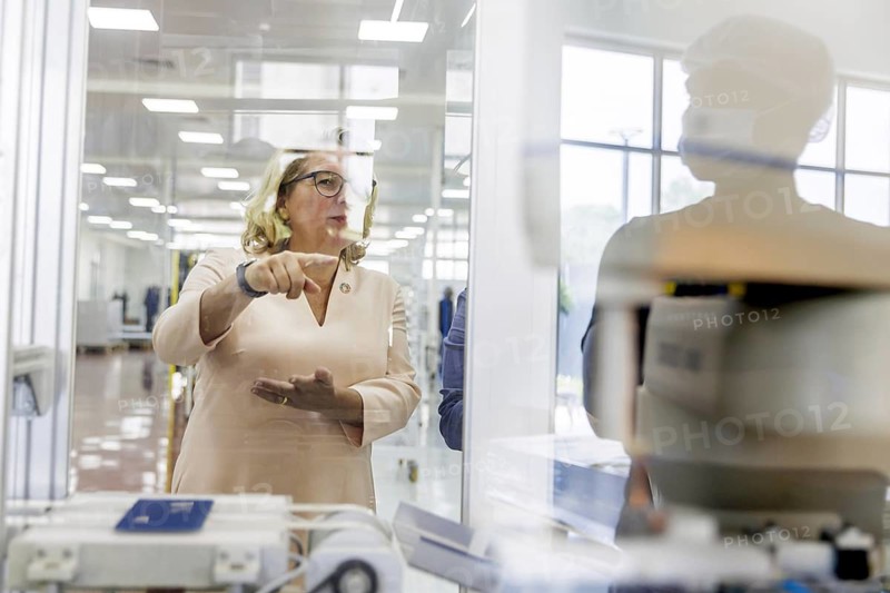 Svenja Schulze (SPD), Federal Minister for Economic Cooperation and Development, visits the Pandit Deendayal Energy University (PDEU) in, 15.09.2024. Photographed on behalf of the Federal Ministry for Economic Cooperation and Development