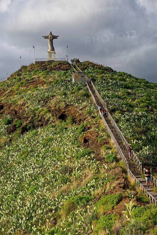 Statue of Christ, Statue of Cristo Rei, Ponta do Garajau viewpoint, cliffs, tourist attraction, Garajau, municipality of Santa Cruz, Madeira, Portugal