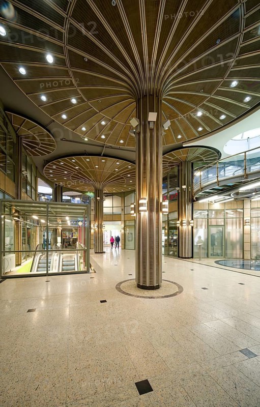Strohsack-Passage, shopping arcade, passage, building, interior view, Leipzig, Saxony, Germany