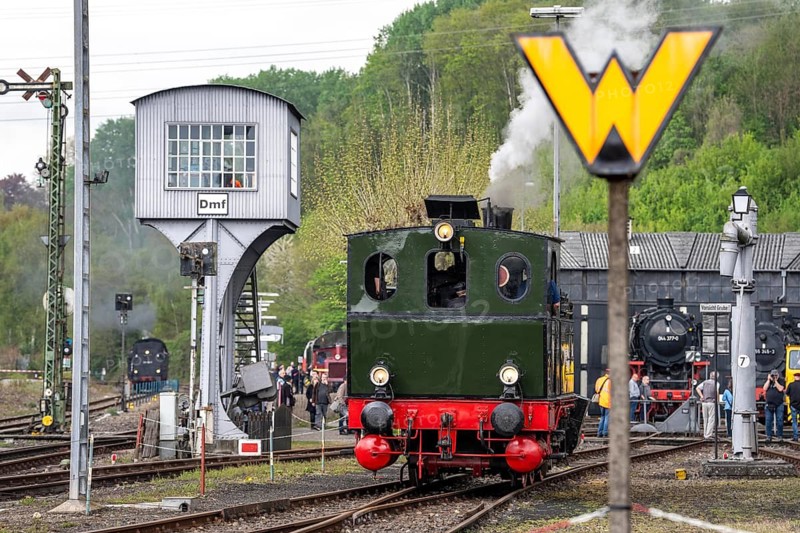 Bochum Railway Museum, museum days weekend, with many attractions such as steam locomotive rides, 3 locomotives are under steam, historic trains make round trips through the Ruhr Valley, three-axle steam locomotive Lower Saxony built in 1922, many locomotives are on display, on the site of the former Dahlhausen railway depot, North Rhine-Westphalia, Germany