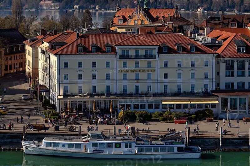 View from Neuer lighthouse to Hotel Bayerischer Hof, Bodenseeferry, Friedrichshafen passenger ship of the BSB, Lake Constance-Schifffahrt, Lake Constance Schiffsbetriebe GmbH, Altstadt, Lindau, Bavaria, Lake Constance, Germany