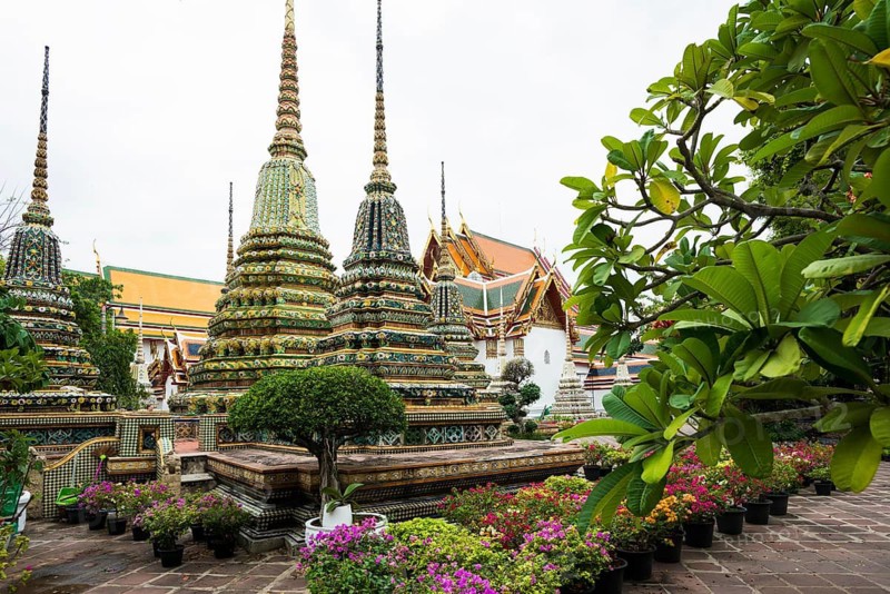 Wat Pho (Temple of the Reclining Buddha), Bangkok, Thailand