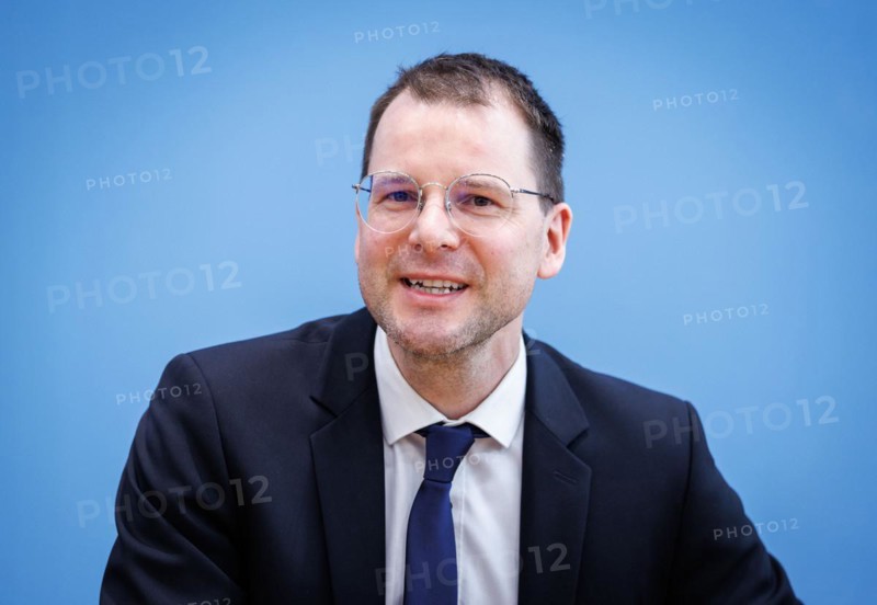 Florian Druckenthaner, press spokesman for the Federal Ministry for Digital and Economic Affairs and Transport, recorded at a government press conference in Berlin, 12 April 2024