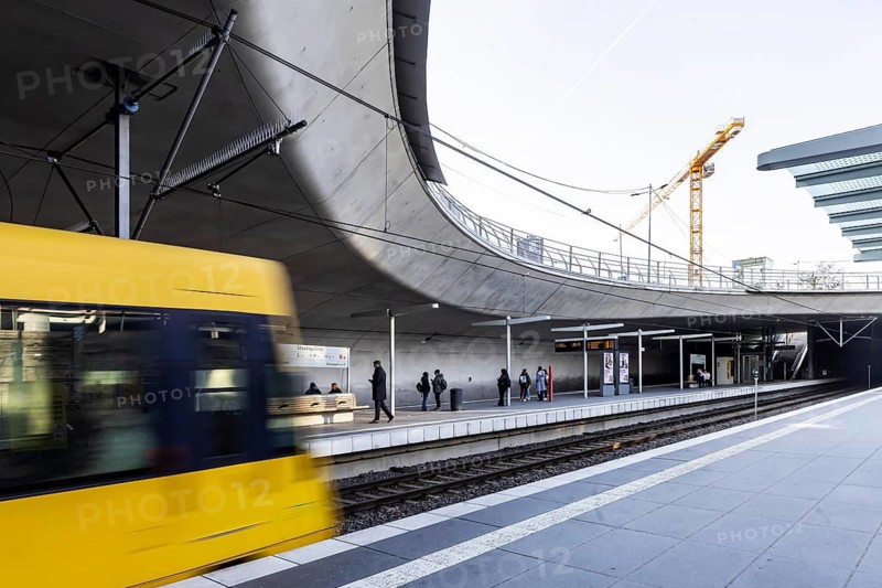 Staatsgalerie stop, Stuttgarter Strassenbahnen AG, SSB. Stuttgart, Baden-Württemberg, Germany