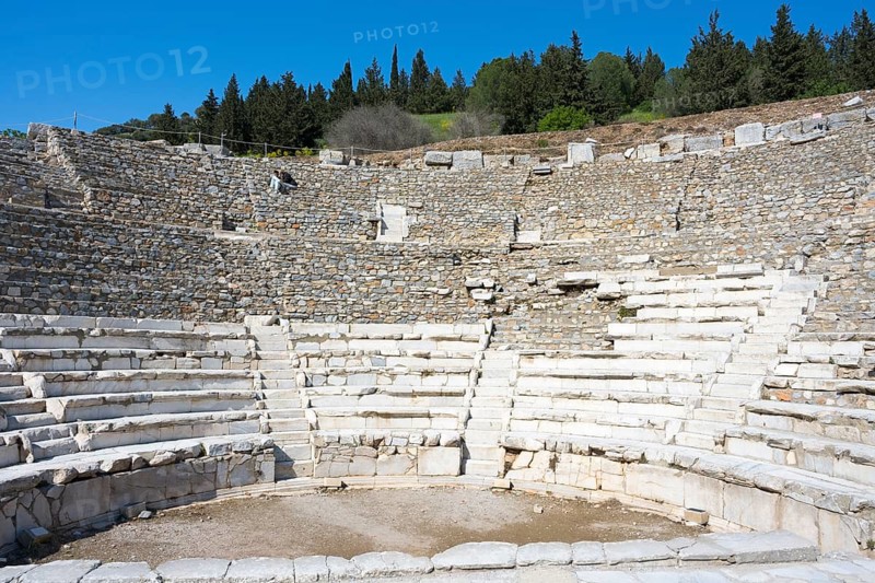 Ruins of an ancient stone amphitheatre surrounded by nature, theatre, Efes, Ephesus, Ephesus, UNESCO World Heritage Site, Izmir province, Ionia, Turkey