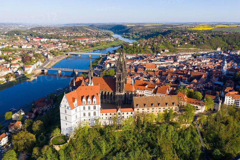 Aerial view of Meissen with Albrechtsburg, cathedral, Elbe, Elbe bridges, old town and Elbe valley, Saxon Elbland, Saxony, Germany
