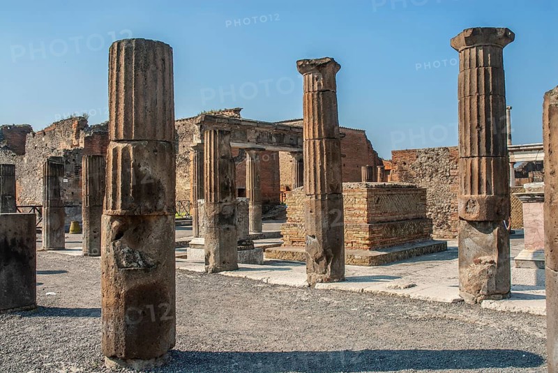 Ruins in the archaeologic site of Pompei, UNESCO World Heritage Site, province of Naples Campania, Italy, Southern Europe