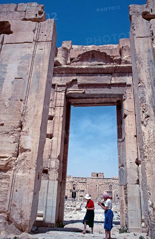 Entrance portal, Beltempel, Palmyra, Tadmor, Syria, May 1987, vintage, retro, old, historical