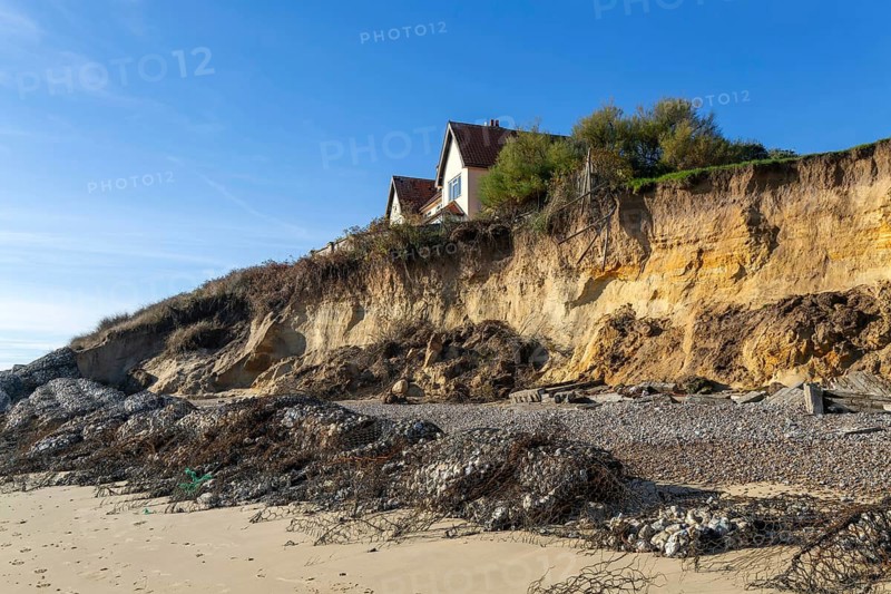 Clifftop houses at risk from coastal erosion, Thorpeness, Suffolk, North Sea coast, England, UK October 2025