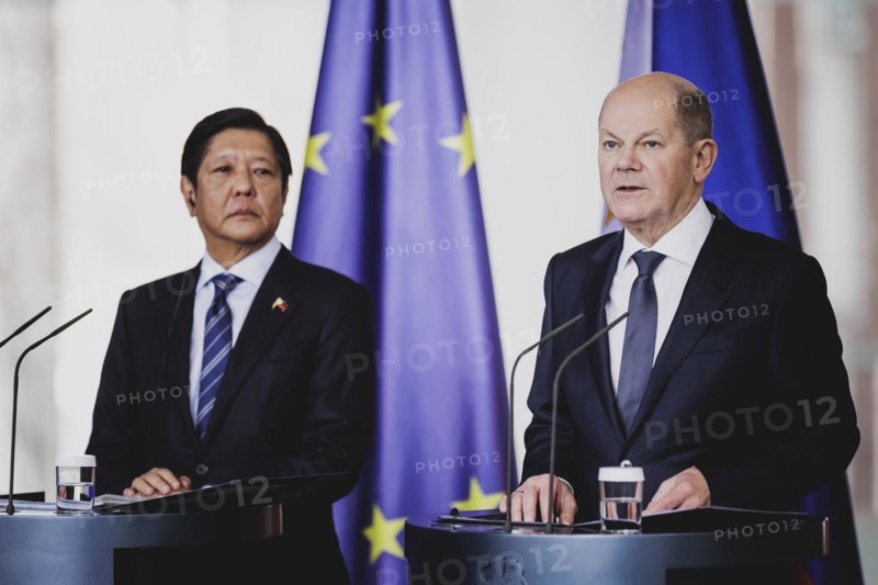 (R-L) Olaf Scholz (SPD), Federal Chancellor, and Ferdinand Marcos Jr, President of the Philippines, speak to the media after a joint meeting in Berlin, 12 March 2024