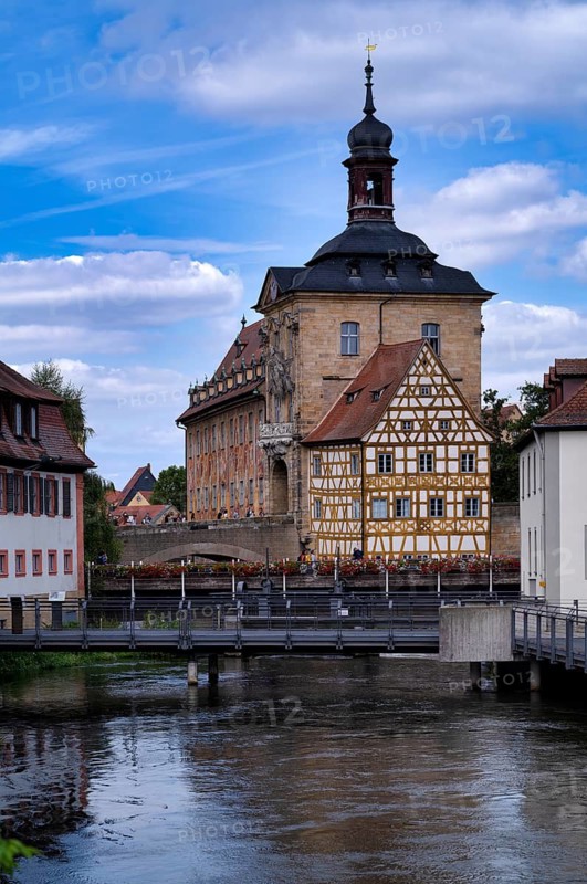Lower Mill Bridge, Versicherungskammer Bayern, Upper Bridge, Old Town Hall, Regnitz, historic old town, Bamberg, Upper Franconia, Bavaria, Germany
