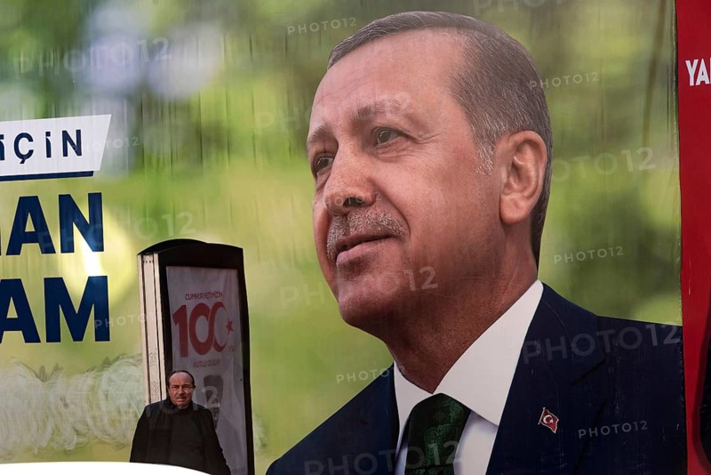 Istanbul, Turkey. November 21st 2023 A giant election poster with a portrait of Turkish President Recep Tayyip Erdogan. The Turkish Republic celebrates its 100th anniversary in 2023 with local municipality elections in March 2024