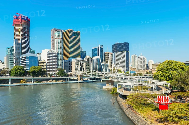 Skyline of Business District and Brisbane River, Brisbane, Queensland, Australia