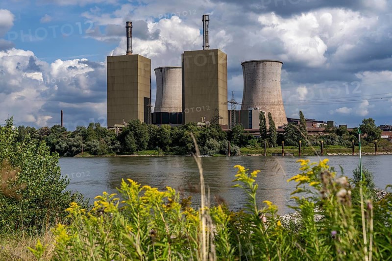 Duisburg-Huckingen gas-fired power station, operated by RWE, on the site of Hüttenwerke Krupp Mannesmann, HKM, Duisburg, North Rhine-Westphalia, Germany