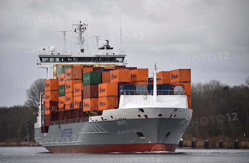 Container ship Beate sailing in the Kiel Canal, NOK, Kiel Canal, Schleswig-Holstein, Germany