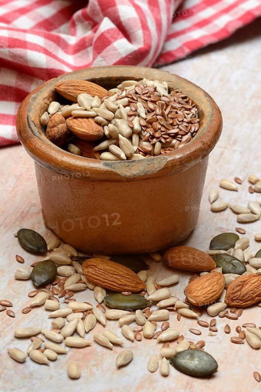 Potty kernels, mix of almond seeds, sunflower seeds, linseeds and pumpkin seeds