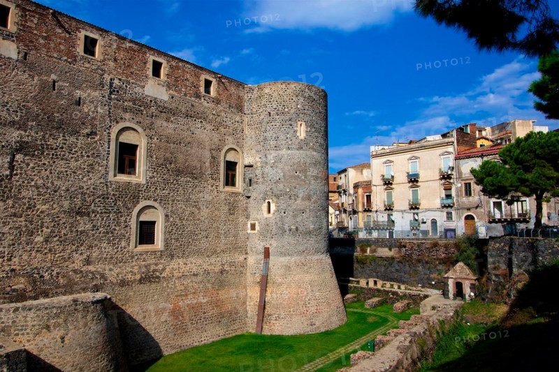 Castello Ursino, houses, lawn, castle complex, cooled lava, Catania, Old Town, Baroque Old Town, East Coast, Sicily, Italy