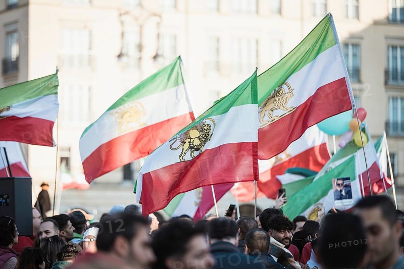 Demonstration by Iranians in exile under the slogan Freedom for Iran led by Prince Reza Pahlavi in Berlin, Brandenburg Gate on 01.03.2026. The reason for the meeting is the joint attack by Iran by Israel and the USA and the resulting death of the previous leader Ali Khamenei