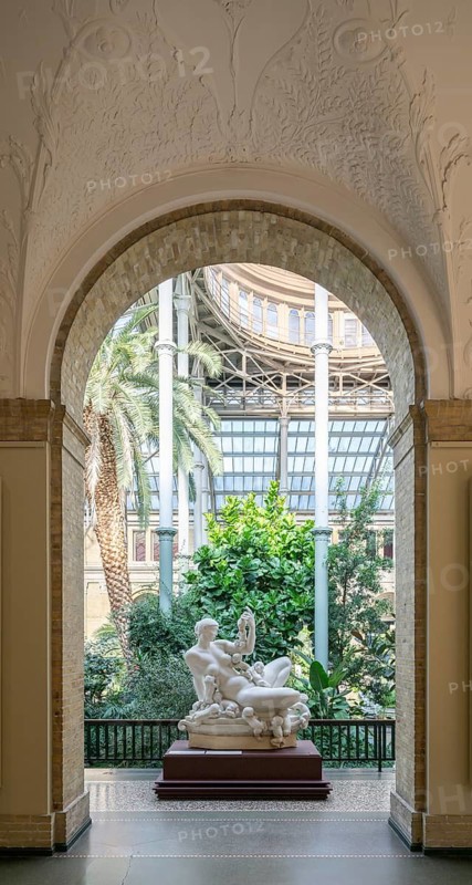 The Water Mother, marble sculpture by Kai Nielsen, Palm Garden, Ny Carlsberg Glyptotek or New Carlsberg Glyptothek, Art Museum for Sculpture and Painting, architects Vilhelm Dahlerup and Hack Kampmann, Copenhagen, Denmark