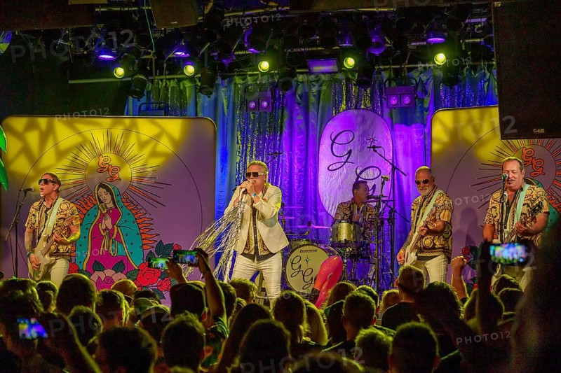 Jake Kiley, Spike Slawson, Andrew Pinching, C. J. Ramone and John Reis from Me First and the Gimme Gimmes live at SO36, Berlin, 04.06.2025Me First and the Gimme Gimmes live at SO36, 04.06.2025