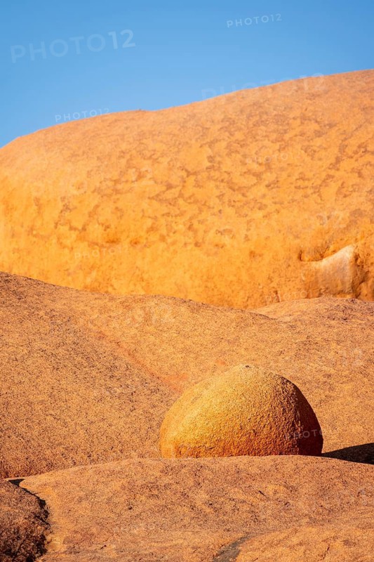 Detail, round rocks, Pontok Mountains, Große Spitzkuppe Nature Reserve, Namibia