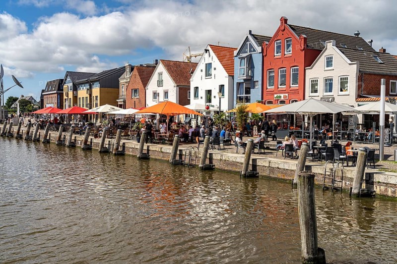 Gastronomy at the inland harbour and old town in Husum, Nordfriesland district, Schleswig-Holstein, Germany
