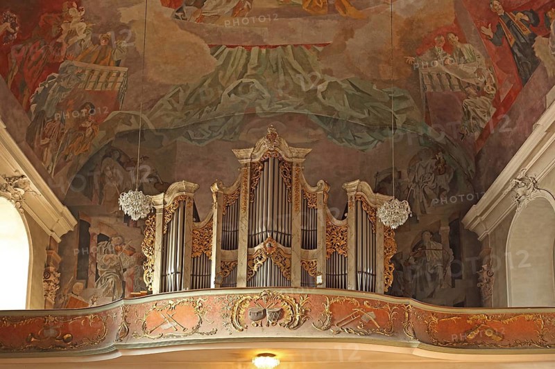 Interior view with organ and ceiling painting on the gallery of the Romanesque Mother of God Parish Church in Aschaffenburg, Lower Franconia, Franconia, Spessart, Bavaria, Germany