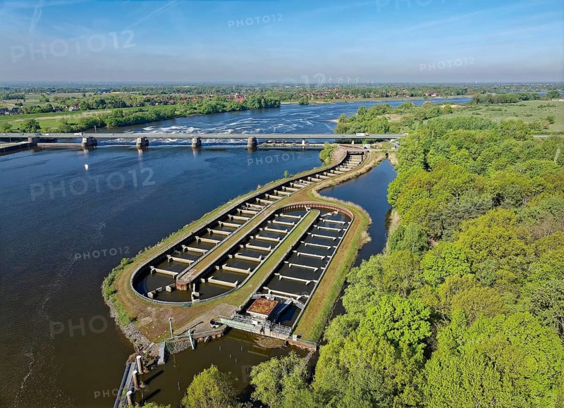 Fish ladder in the Elbe near Geesthachtt, behind it the bridge of the B404 over the Elbe. Geesthacht, Schleswig-Holstein, Germany