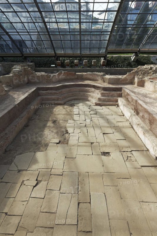 Roman bath ruins Badenweiler, swimming pool remains, spa town Badenweiler, Black Forest, Markgräflerland, Baden-Württemberg, Germany