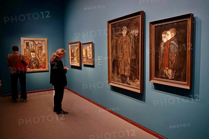 Right: 2 pictures by Otto Nagel: Asylisten / Weddinger Jungen, 1928, Ruin und Rausch. Berlin 1910 - 1930, exhibition Neue Nationalgalerie (25.04.2026 - 03.01.2027), Berlin, 24.04.2026