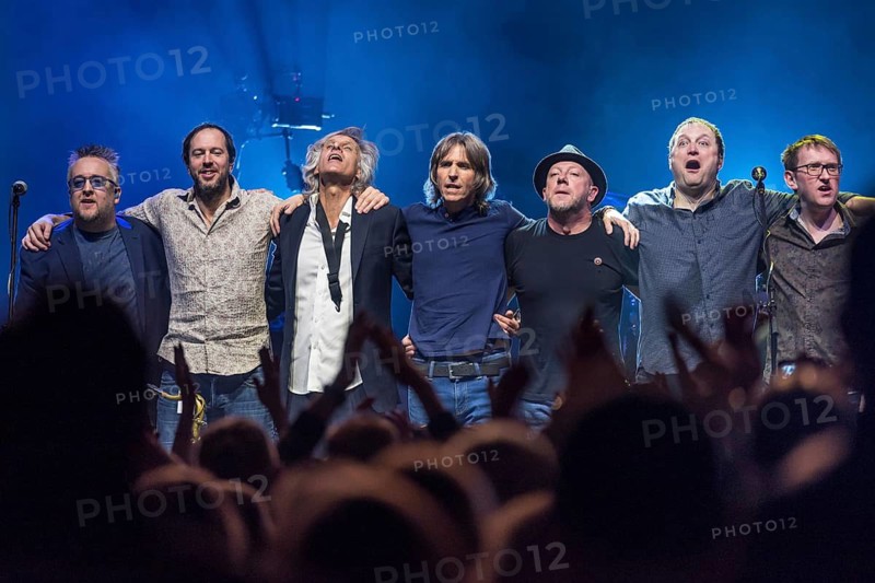 Wroclaw, Poland. 27th February, 2018. Concert of band Dire Straits Experience. Picture from left: Simon Carter, Chris Whitten, Chris White, Terence Reis, Paul Geary, Tim Walters, James Powell