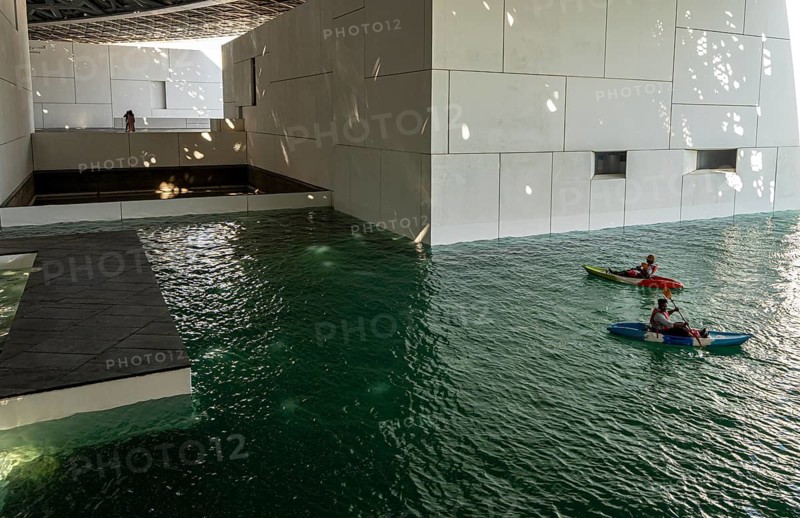 Interior design in Louvre Abu Dhabi, art museum by French architect Jean Nouvel, buildings on Saadiyat Island, Abu Dhabi, United Arab Emirates