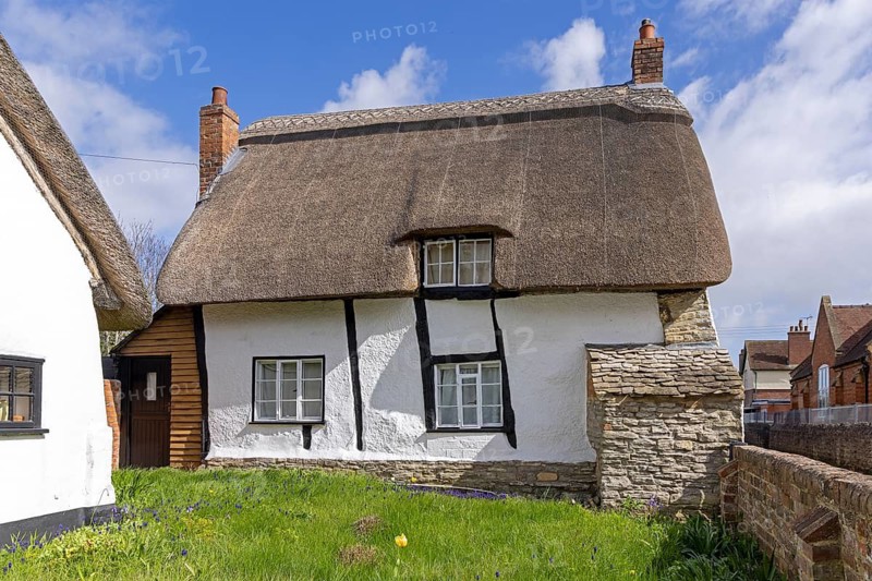 Thatched cottage, timbered house, Bretforton, The Cotswolds, England, Great Britain