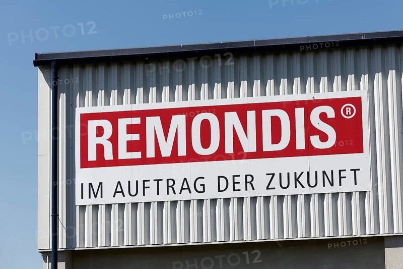 Remondis Sustainable Services, logo on buildings, group of companies for waste disposal and recycling, Logoport, Duisburg, North Rhine-Westphalia