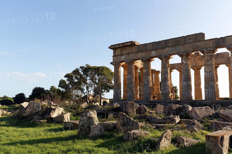 Temple E, Temple of Hera in the ancient Greek city of Selinunte, acropolis, Doric style, archaeological site, restoration, Selinunte, Castelvetrano, Trapani, Sicily, Italy