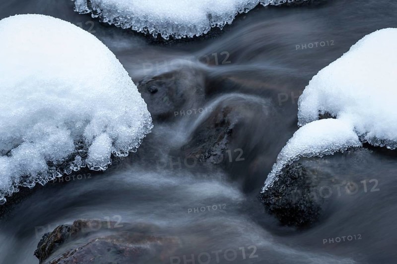 Strömender Winterbach, Gällivare, Norrbotten, Lapland, Sweden, October 2020